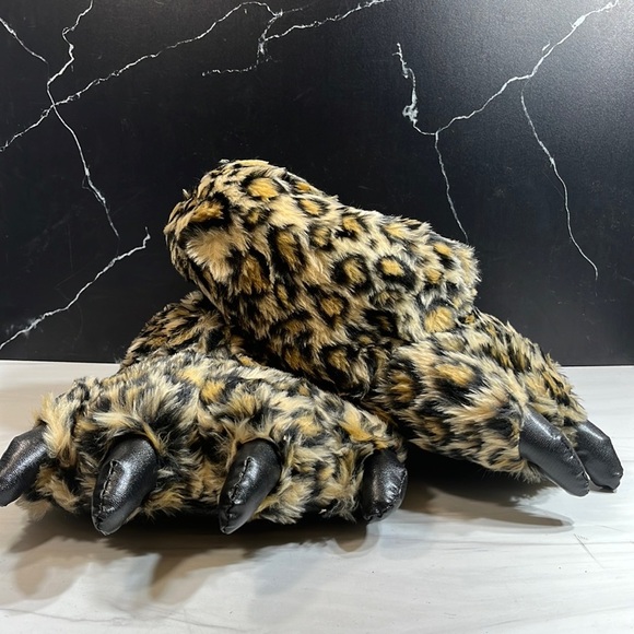 Unbranded Women’s Claw Slippers Leopard sz 7/8 - Picture 1 of 8